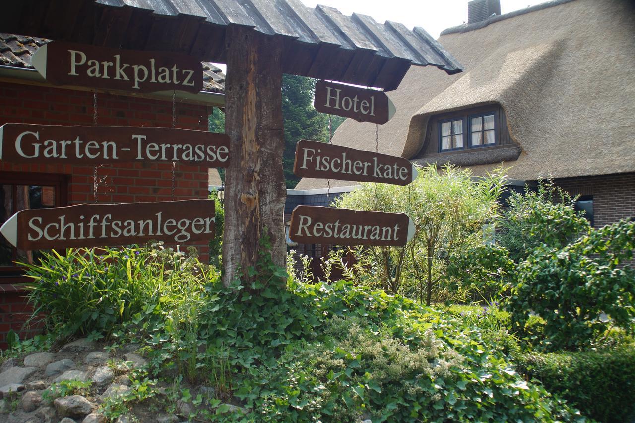 Landhaus Absalonshorst Hotel Groß Grönau Екстериор снимка