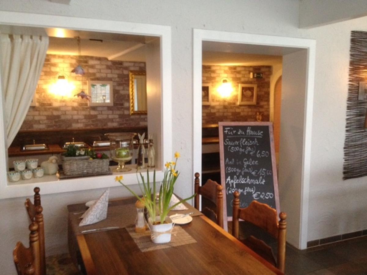 Landhaus Absalonshorst Hotel Groß Grönau Екстериор снимка